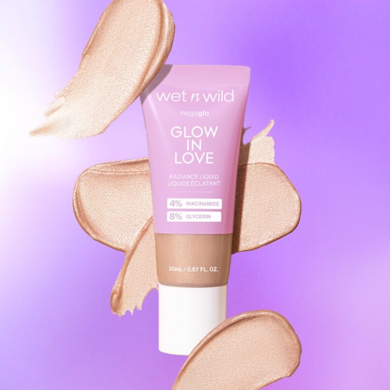 Mega Glo 'Glow in Love'